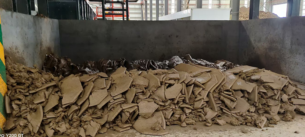 AG贵宾会集团通沟污泥治理现场